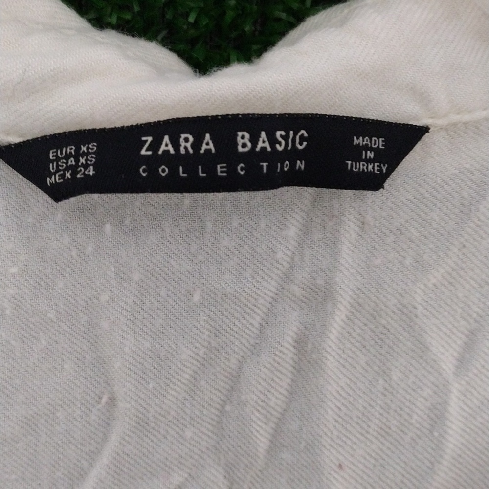 Zara basic half button top - Picture 3 of 4
